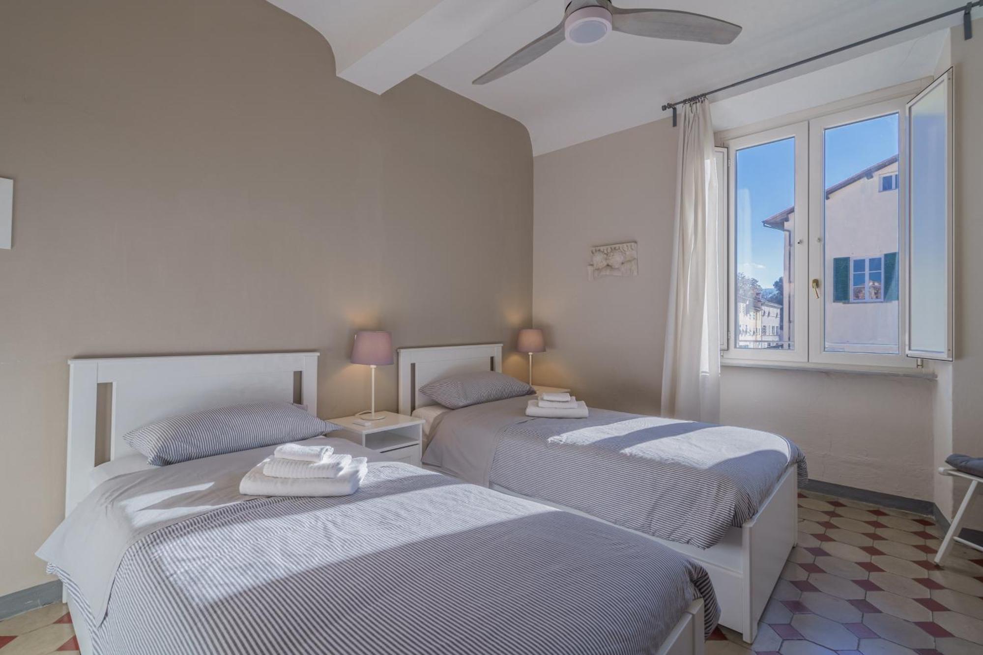 Terrazza Coccode' Spazioso Con Vista Mozzafiato! Lucca Dış mekan fotoğraf